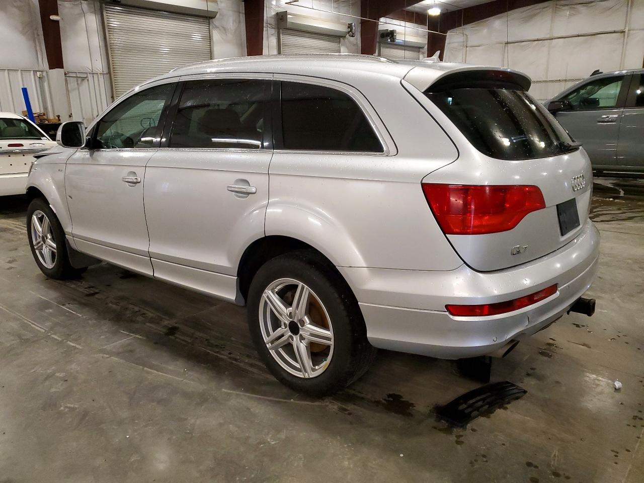 2009 Audi Q7 Tdi Silver vin: WA1AM74LX9D037000