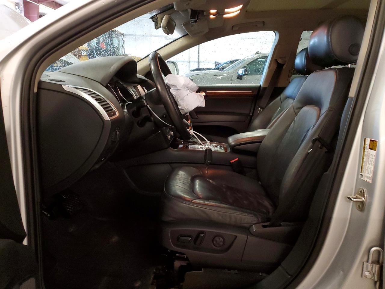 2009 Audi Q7 Tdi Silver vin: WA1AM74LX9D037000