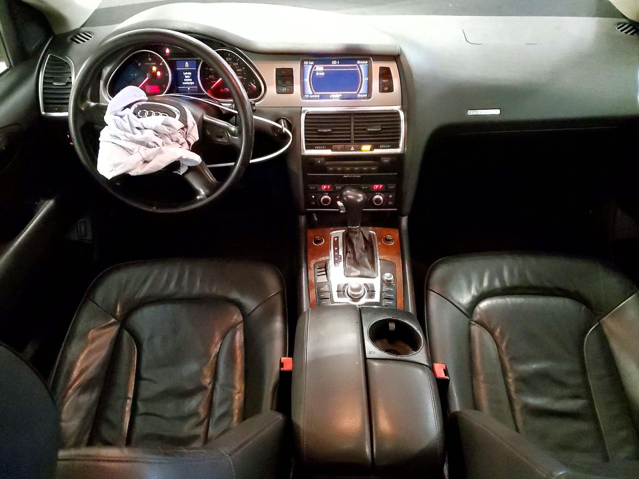 2009 Audi Q7 Tdi Silver vin: WA1AM74LX9D037000