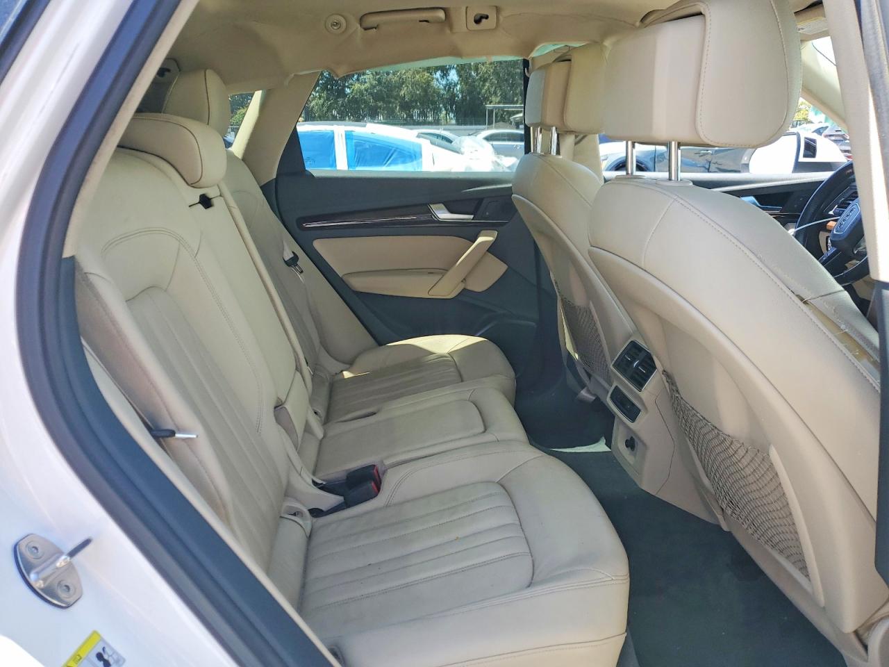 2019 Audi Q5 Premium White vin: WA1ANAFY0K2116874