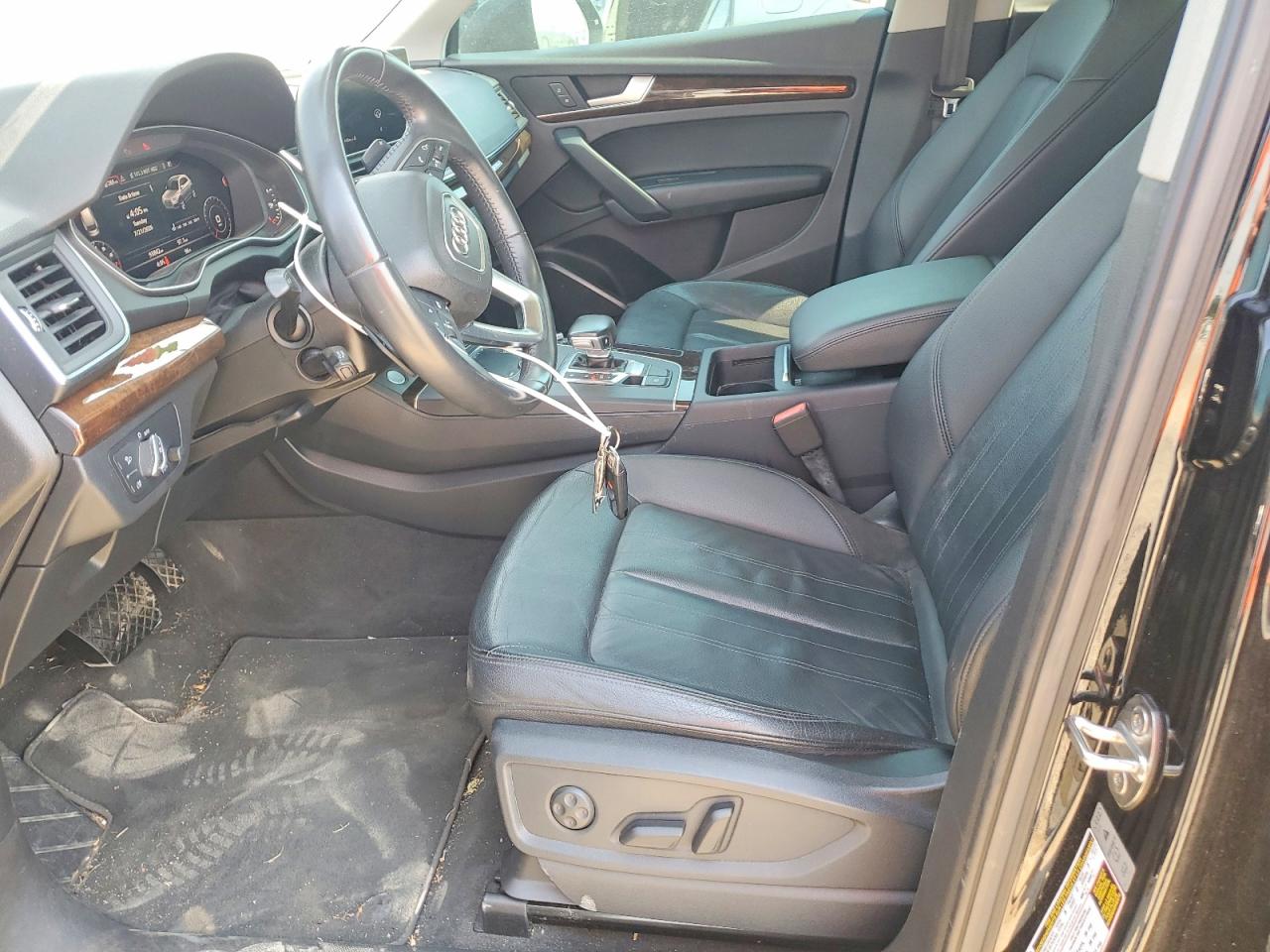 2018 Audi Q5 Premium Black vin: WA1ANAFY1J2228145