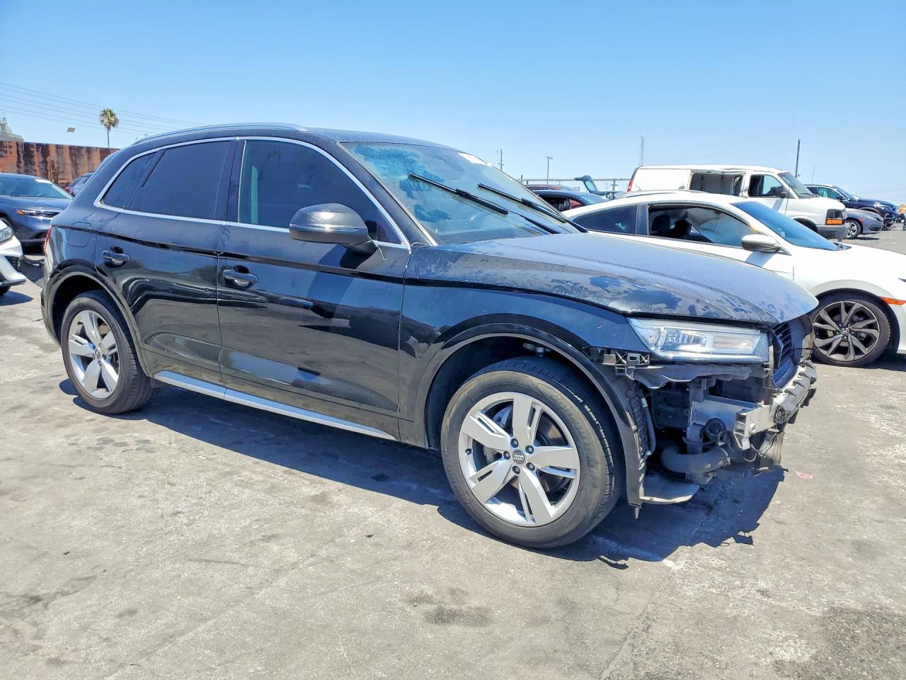 2019 Audi Q5 Premium Black vin: WA1ANAFY2K2023564