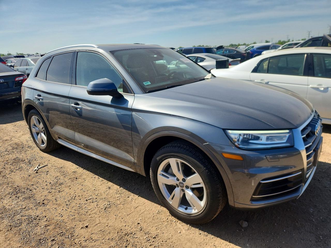 2018 Audi Q5 Premium Gray vin: WA1ANAFY3J2013169
