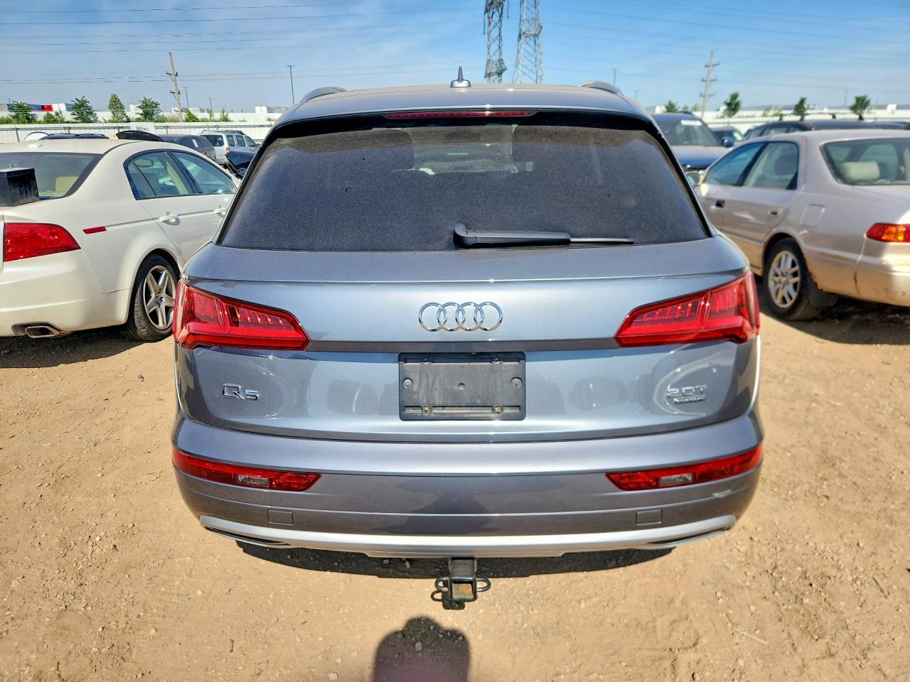 2018 Audi Q5 Premium Gray vin: WA1ANAFY3J2013169