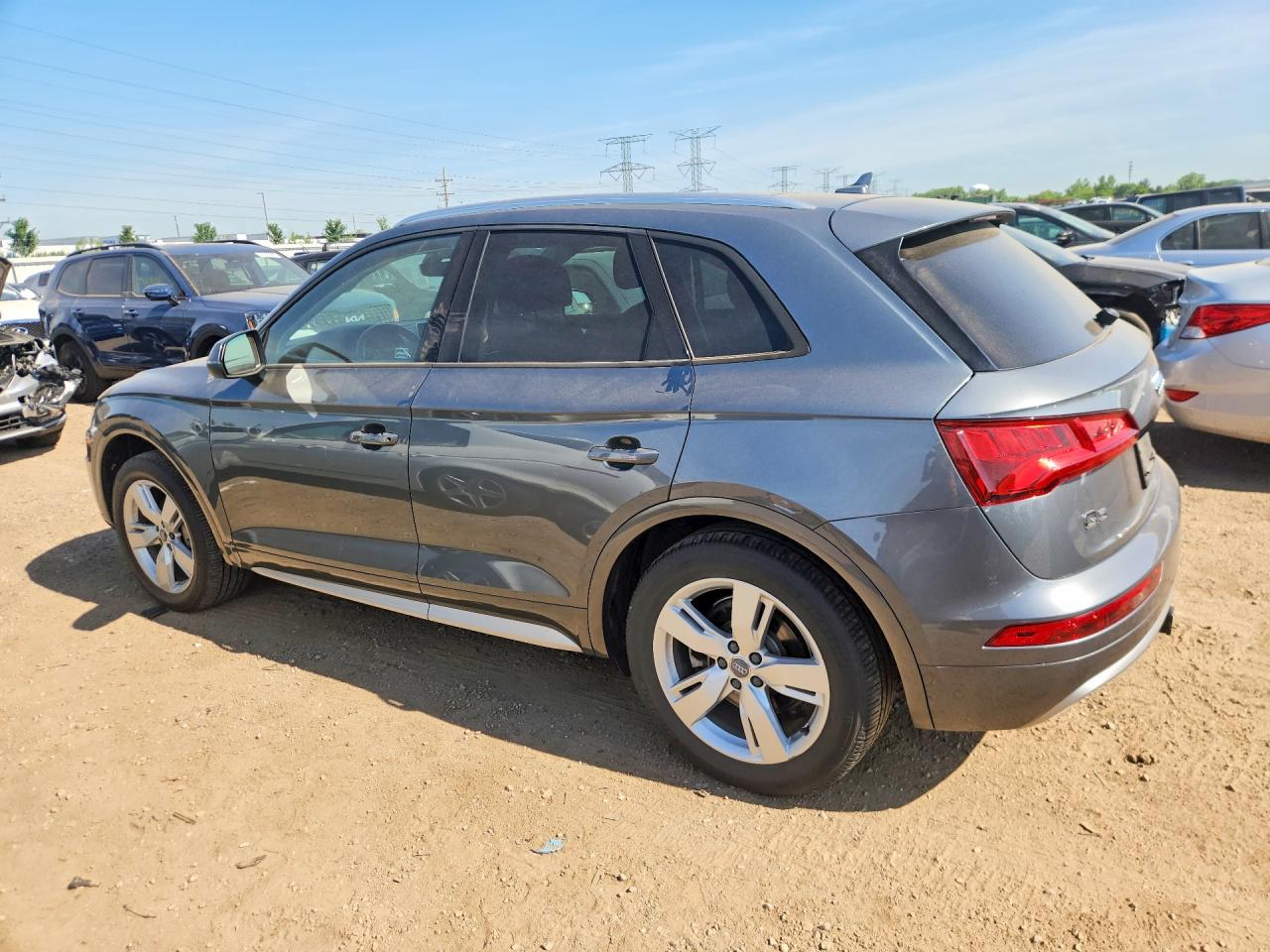 2018 Audi Q5 Premium Gray vin: WA1ANAFY3J2013169