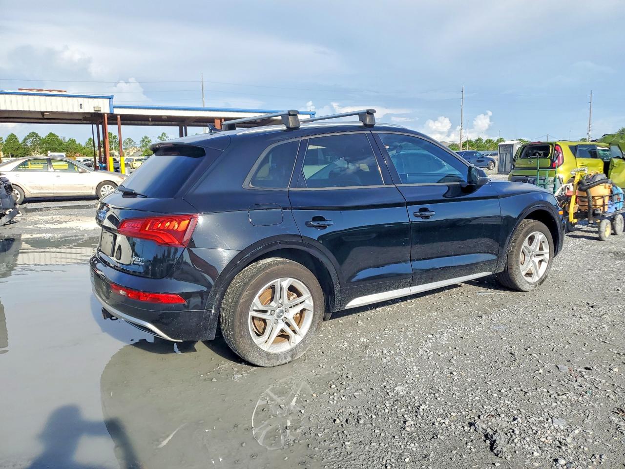 2018 Audi Q5 Premium Черный vin: WA1ANAFY4J2183332