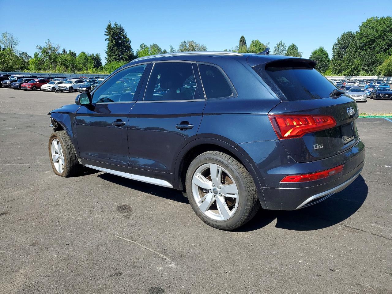 2018 Audi Q5 Premium Blue vin: WA1ANAFY5J2021158