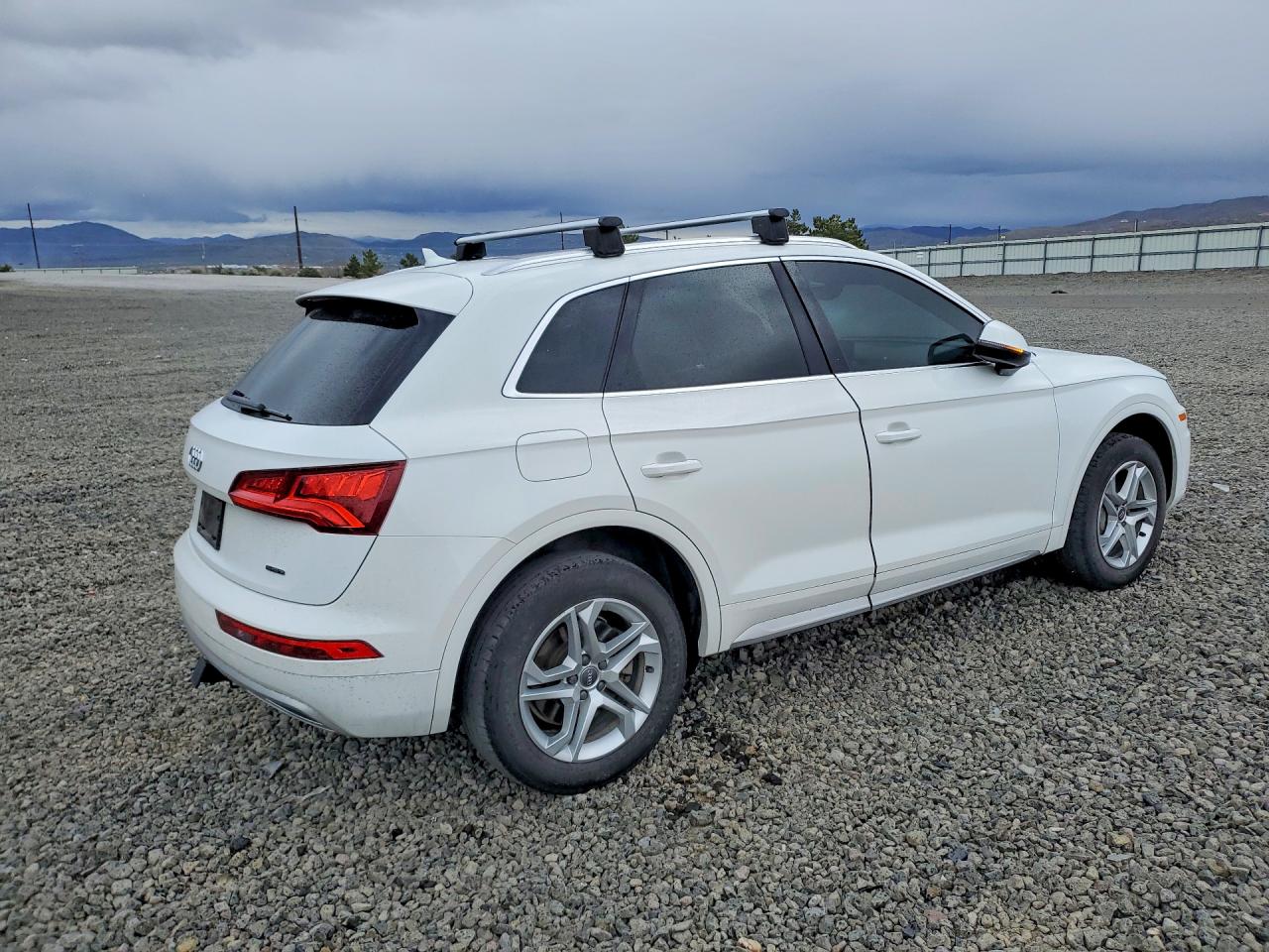 2019 Audi Q5 Premium White vin: WA1ANAFY5K2140989