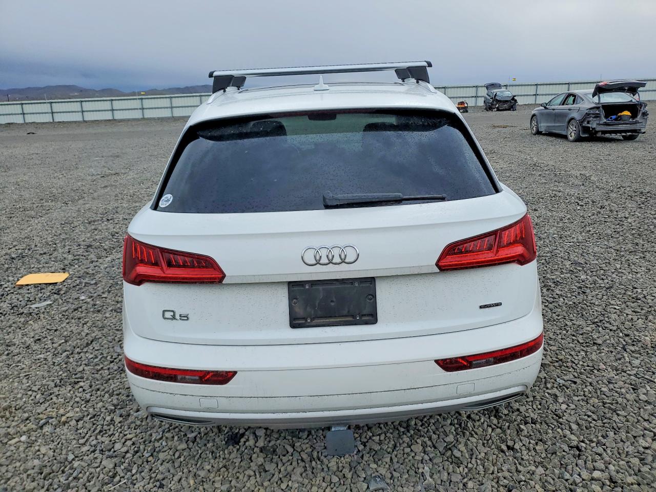 2019 Audi Q5 Premium White vin: WA1ANAFY5K2140989