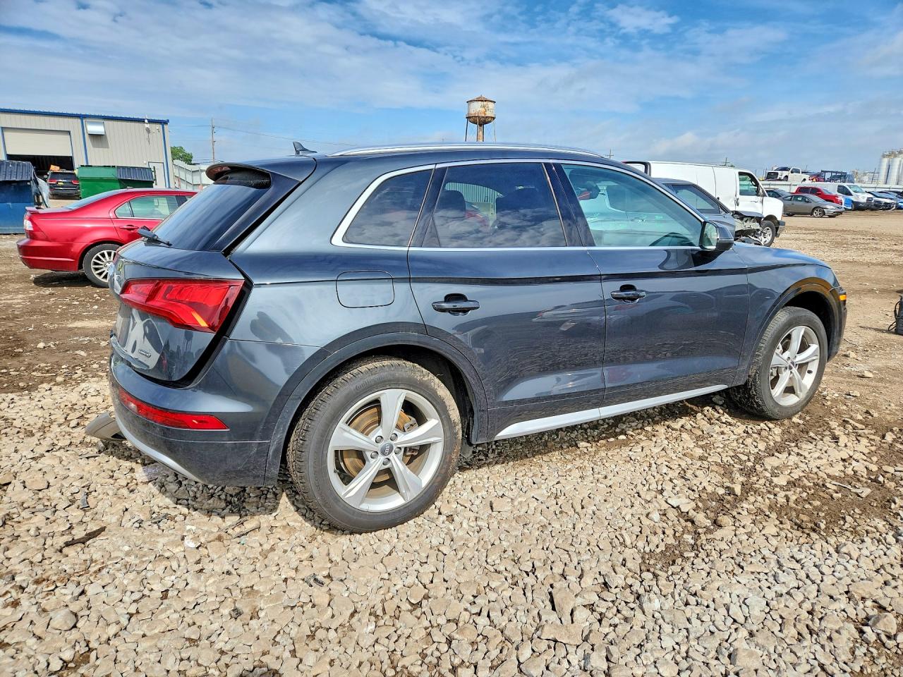 2020 Audi Q5 Premium Gray vin: WA1ANAFY5L2013855