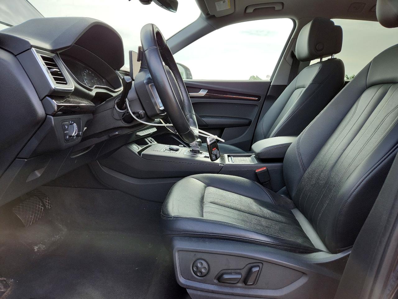 2020 Audi Q5 Premium Gray vin: WA1ANAFY5L2013855
