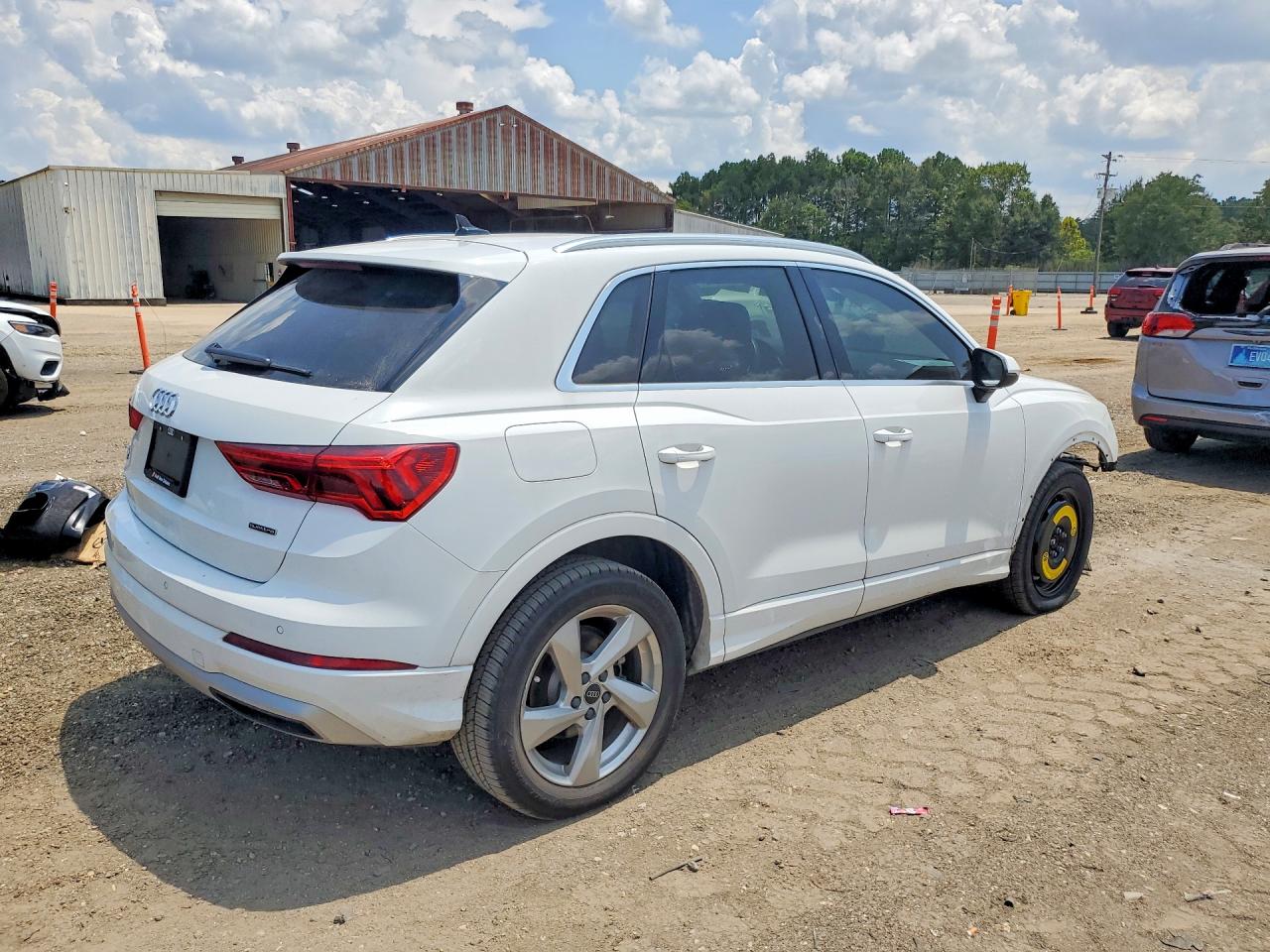 2021 Audi Q3 Premium 40 White vin: WA1AUCF33M1144549