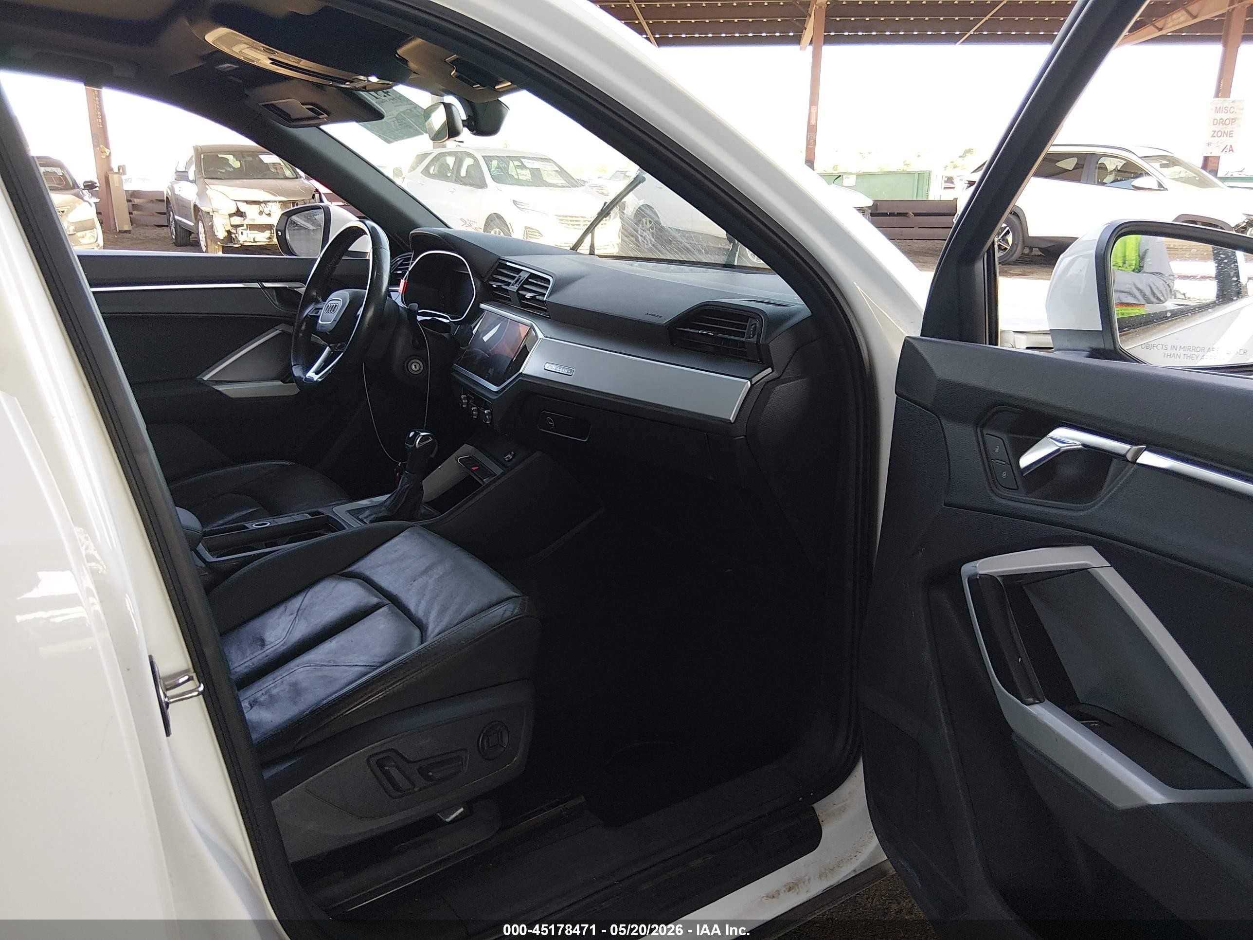 2021 Audi Q3 Premium 40 Tfsi Quattro Tiptronic Белый vin: WA1AUCF34M1060188