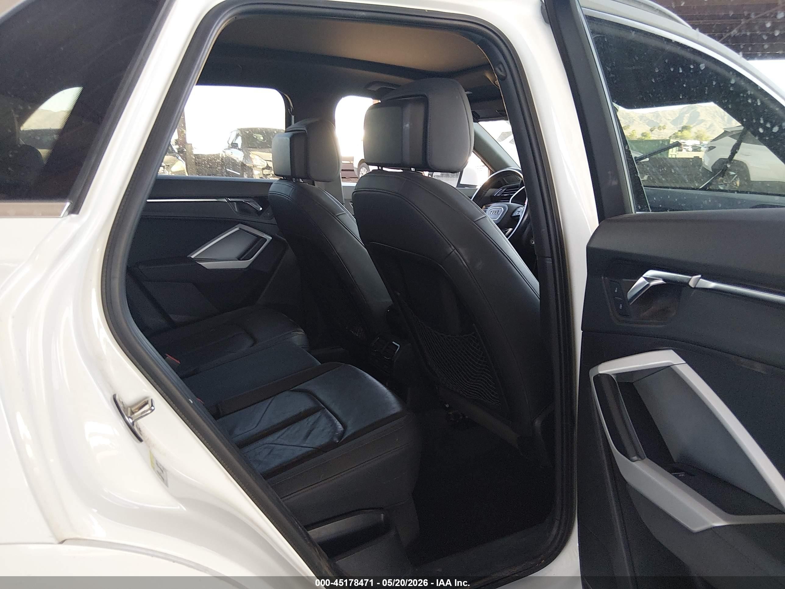 2021 Audi Q3 Premium 40 Tfsi Quattro Tiptronic Белый vin: WA1AUCF34M1060188