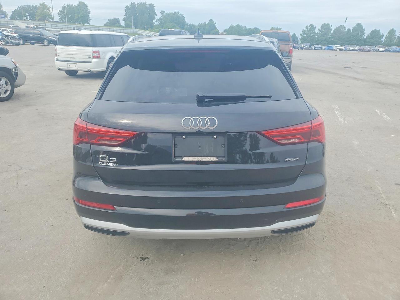 2021 Audi Q3 Premium 40 Black vin: WA1AUCF35M1102030
