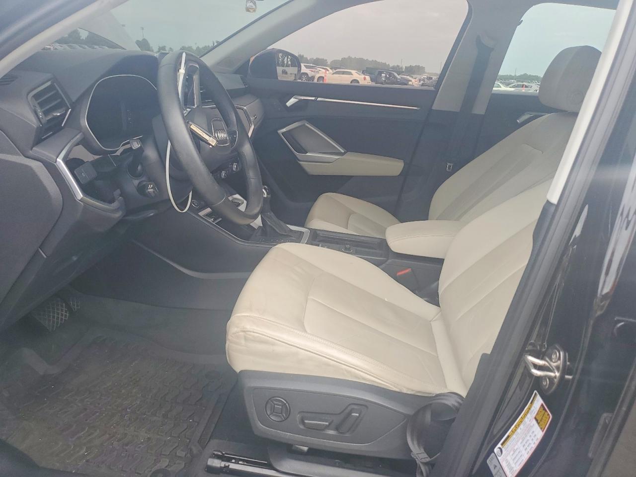 2021 Audi Q3 Premium 40 Black vin: WA1AUCF35M1102030