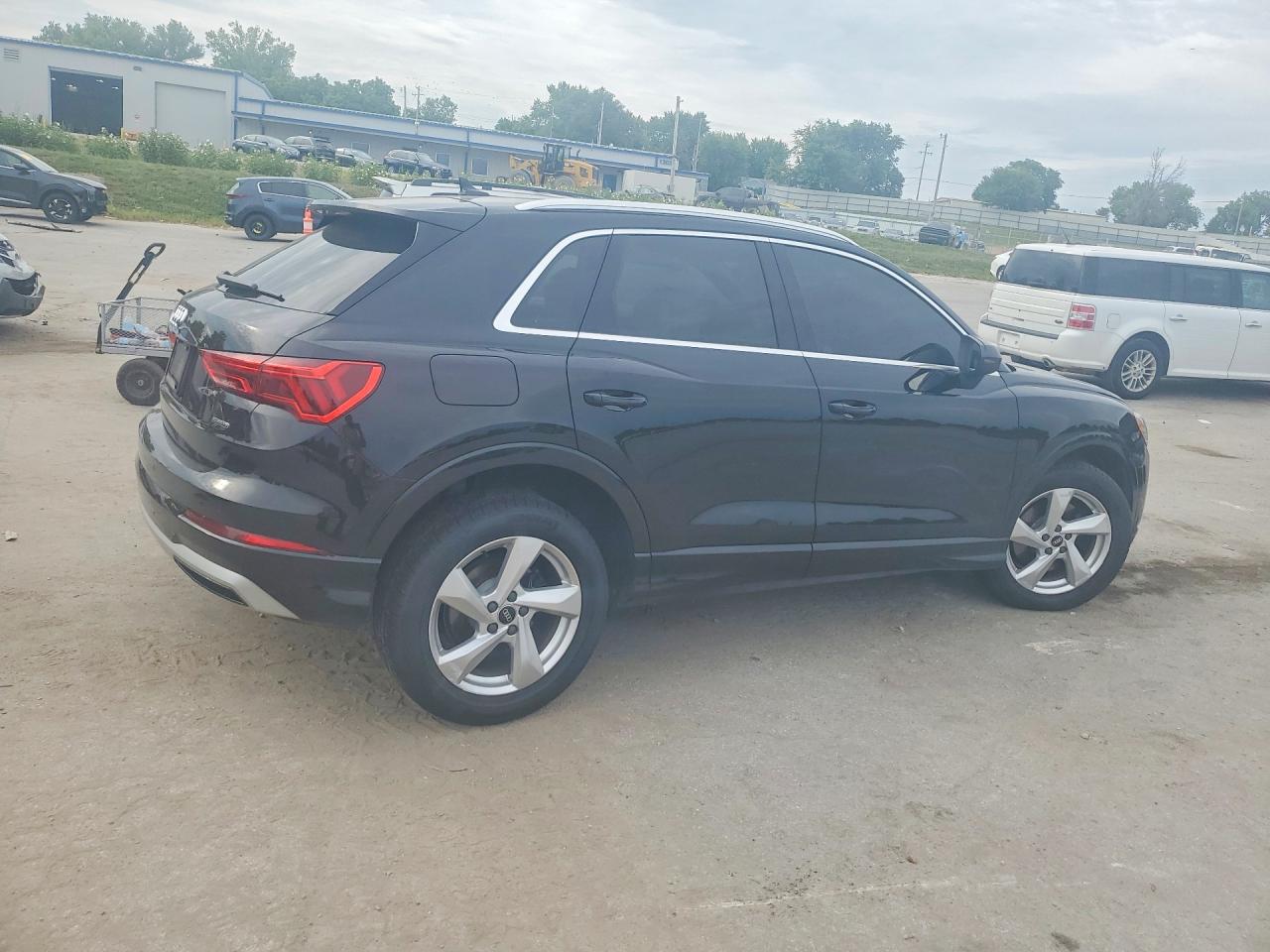 2021 Audi Q3 Premium 40 Black vin: WA1AUCF35M1102030