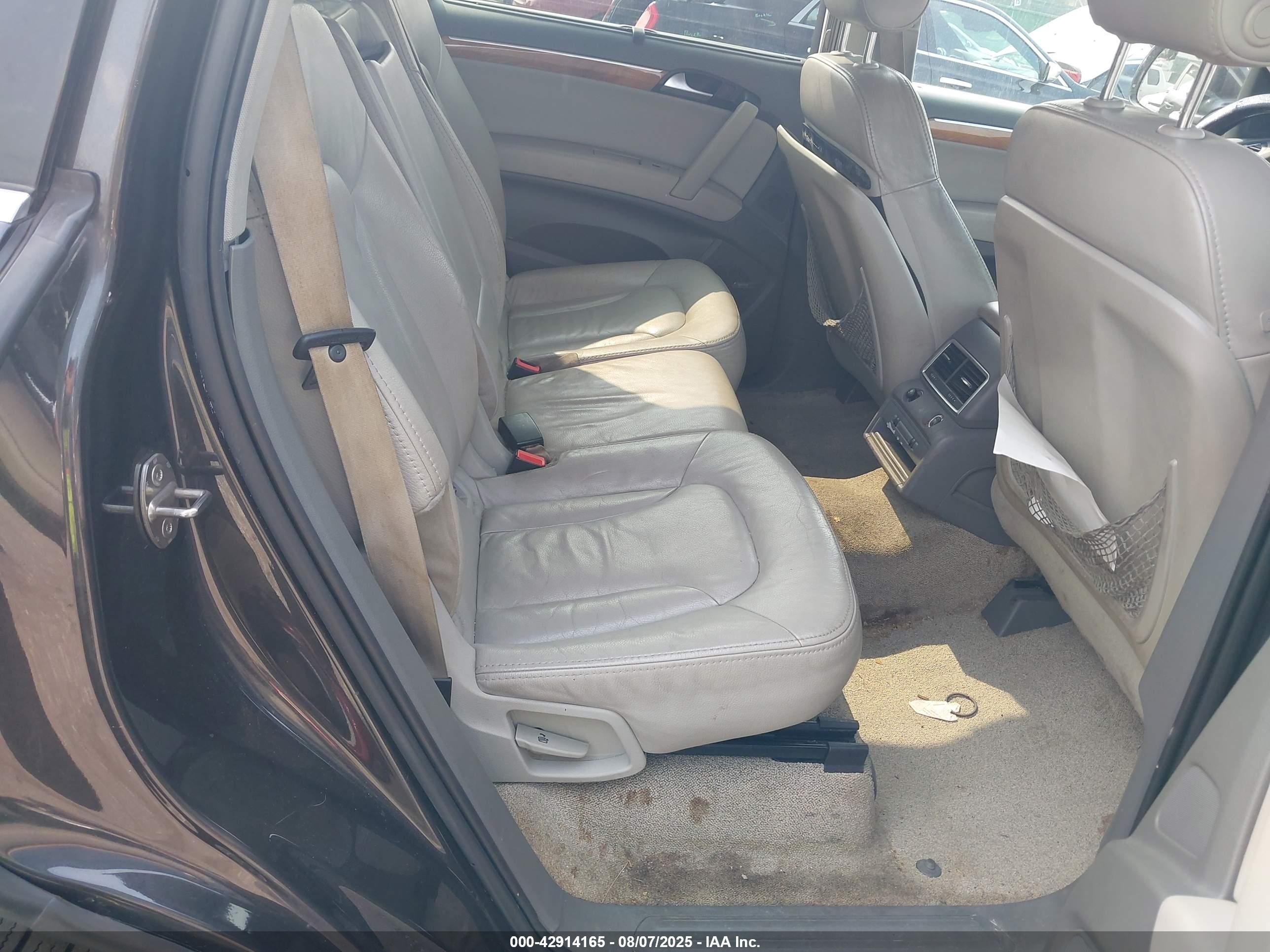 2007 Audi Q7 4.2 Gray vin: WA1AV74L17D021150