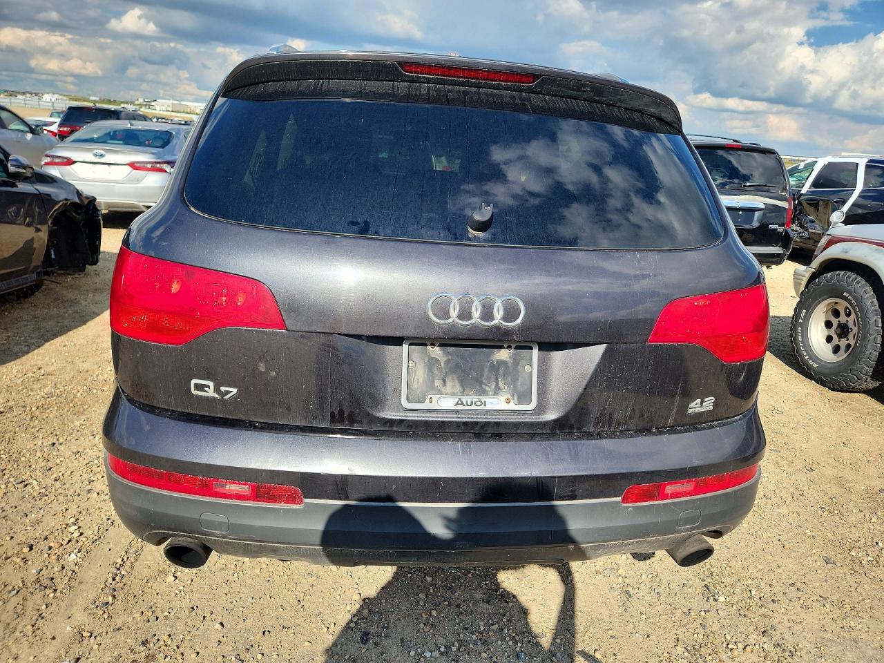 2007 Audi Q7 4.2 Quattro Серый vin: WA1AV74L47D019540