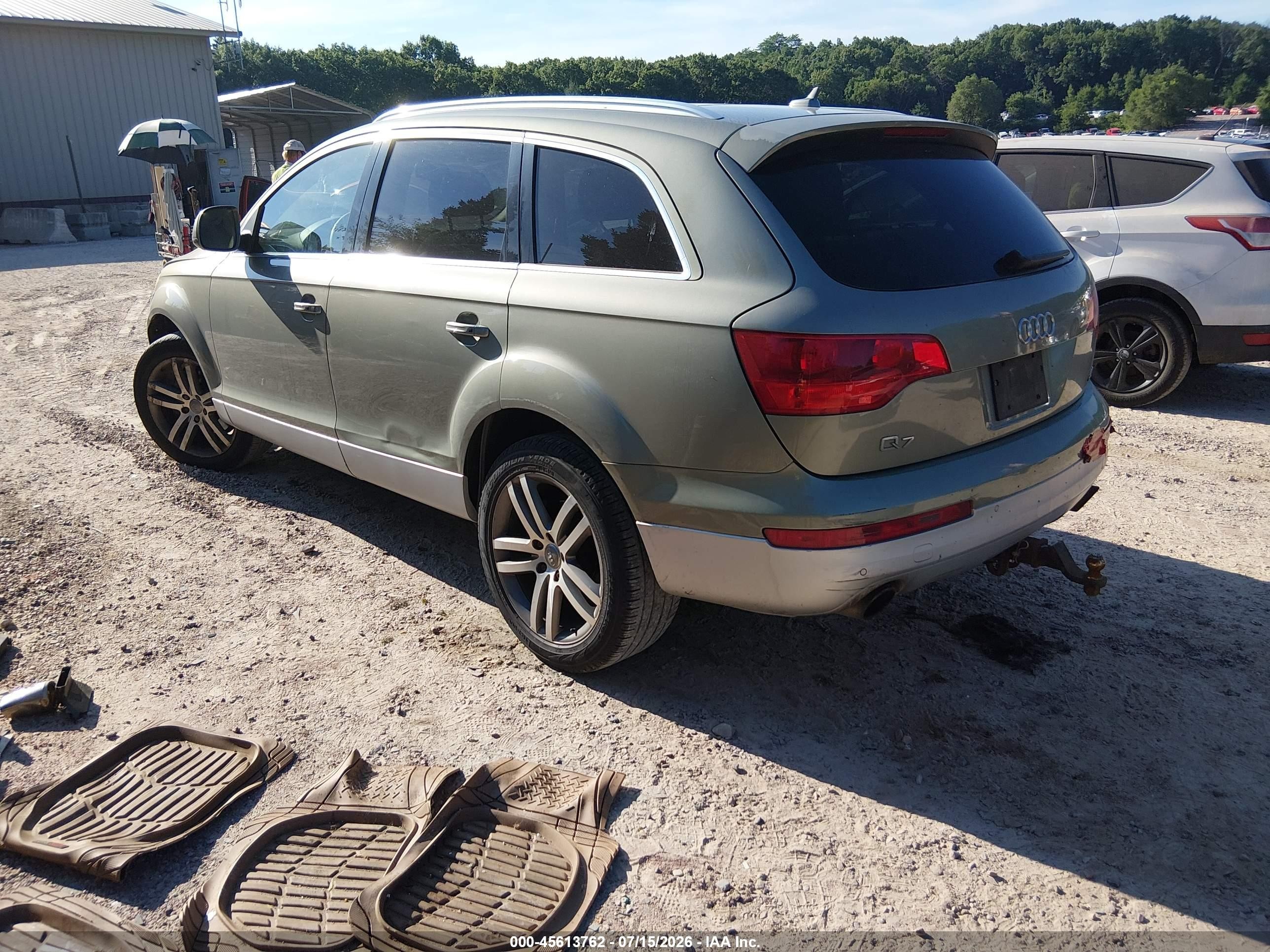2007 Audi Q7 4.2 Green vin: WA1AV74L57D010104
