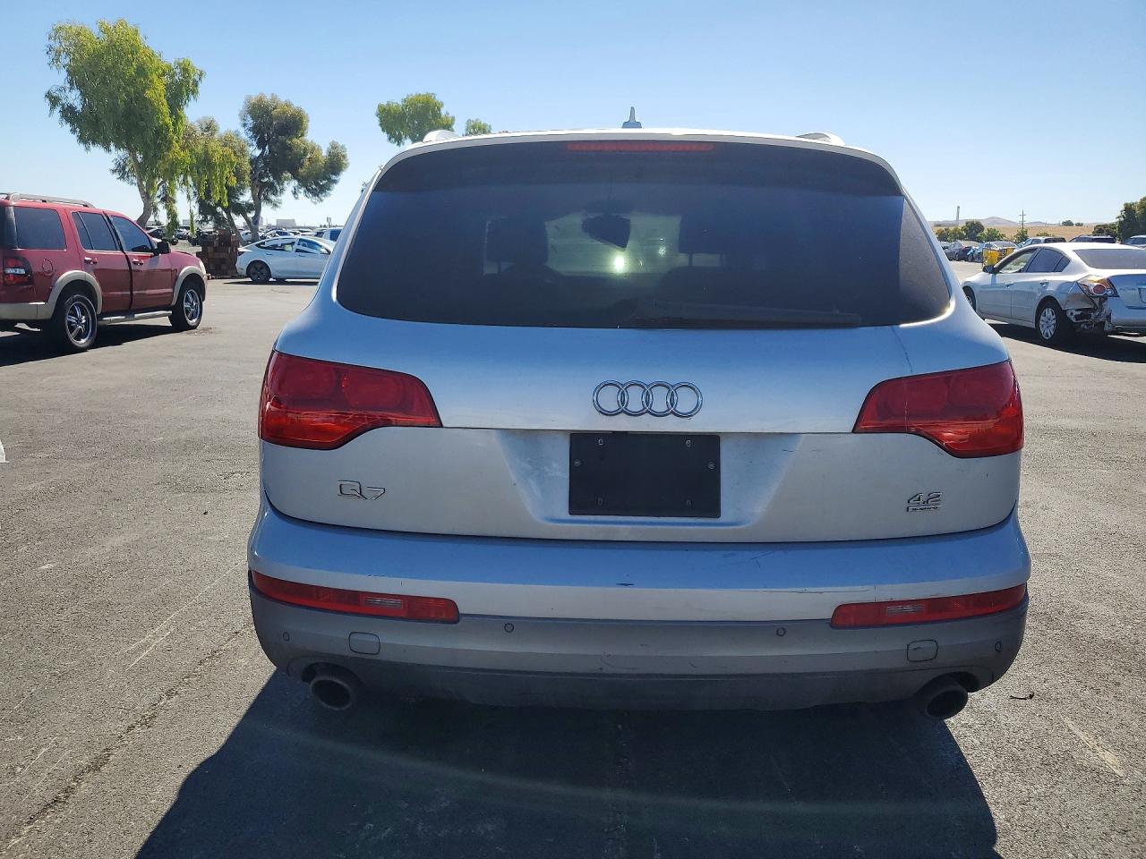 2009 Audi Q7 Prestige Silver vin: WA1AV74L59D003592