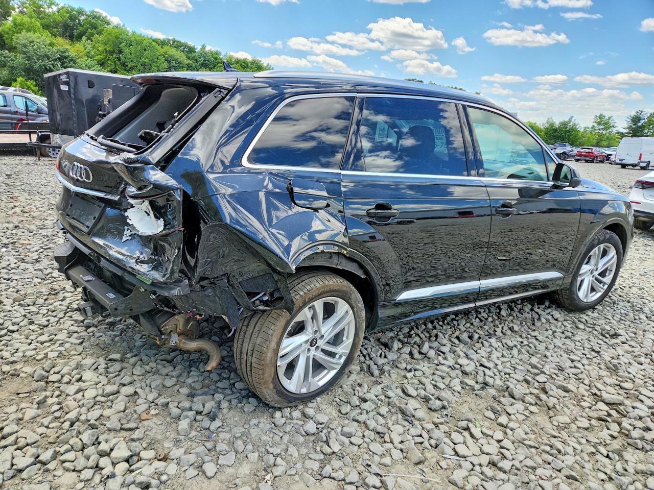 2023 Audi Q7 Premium Black vin: WA1AXBF72PD013183