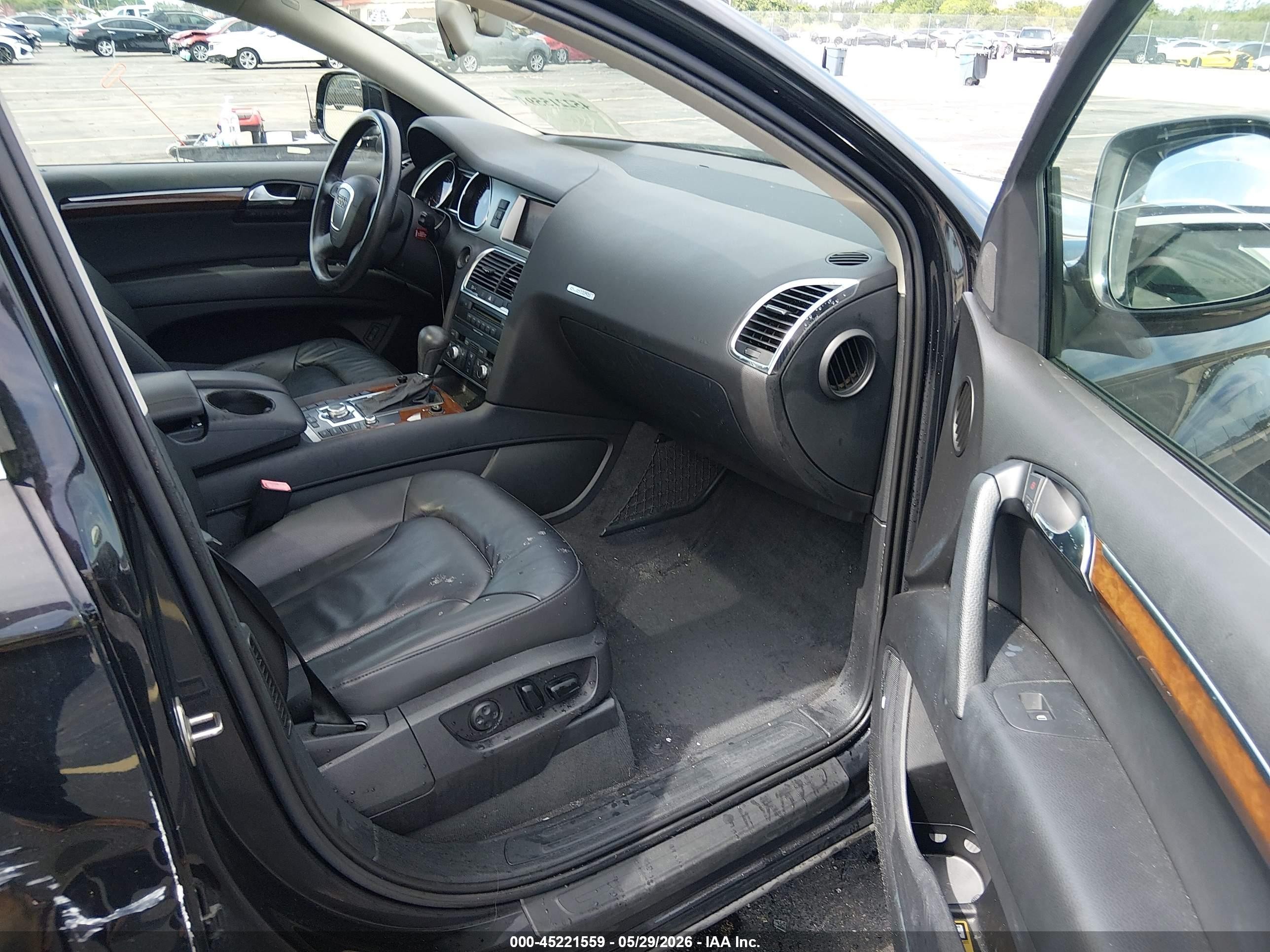 2009 Audi Q7 3.6 5 Passenger/3.6 Premium Black vin: WA1AY74L29D008675