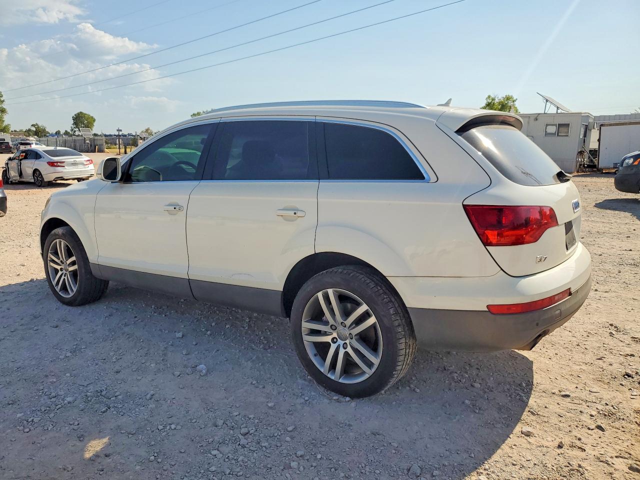 2009 Audi Q7 3.6 Quattro White vin: WA1AY74L79D028775