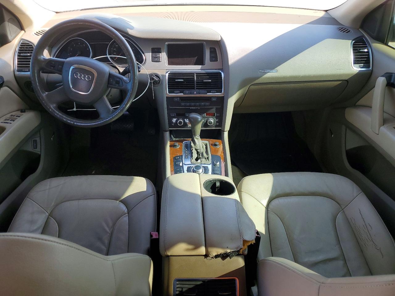 2009 Audi Q7 3.6 Quattro White vin: WA1AY74L79D028775