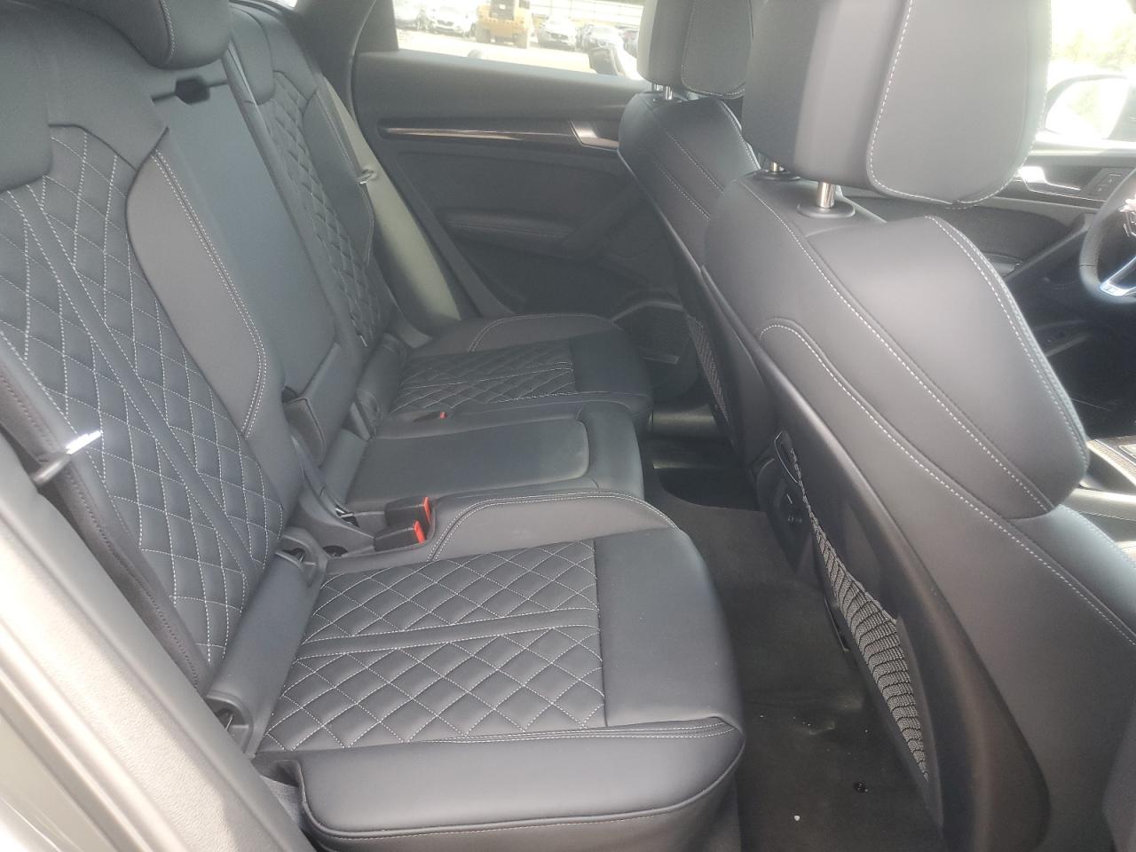 2024 Audi Sq5 Premium Plus Gray vin: WA1B4AFY2R2152115