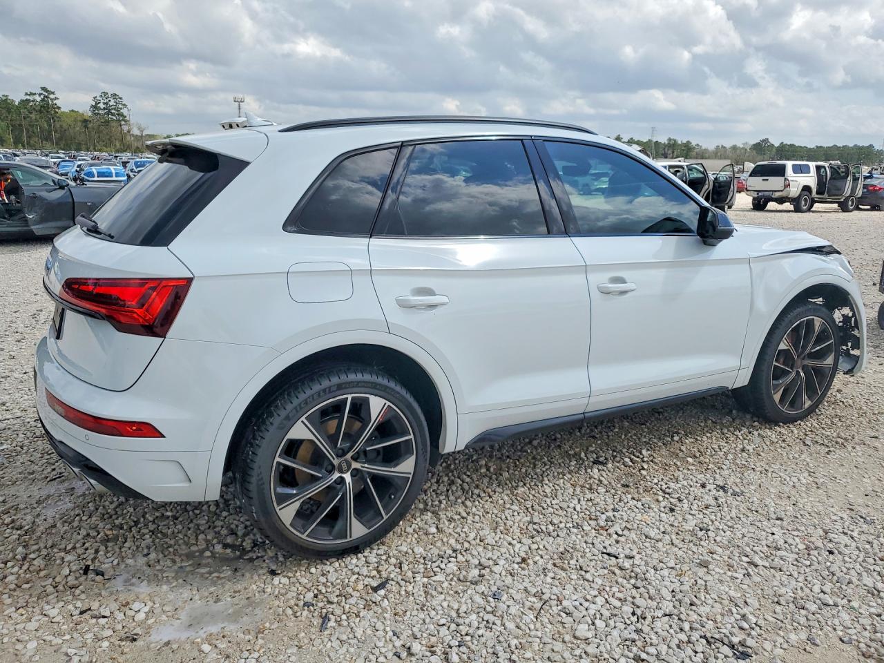 2021 Audi Sq5 Premium Plus White vin: WA1B4AFY4M2009532