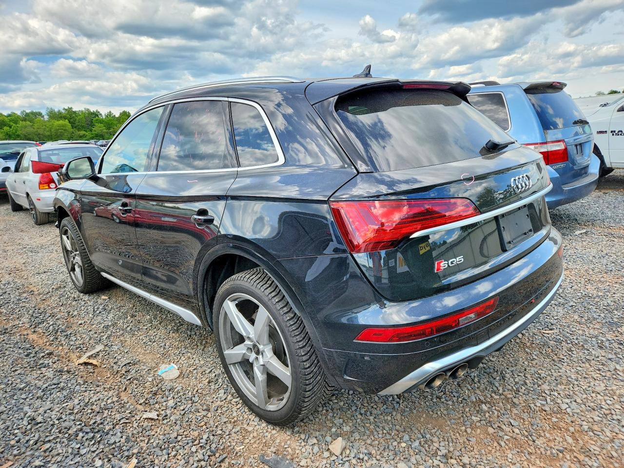 2022 Audi Sq5 Premium Plus Black vin: WA1B4AFY4N2135679