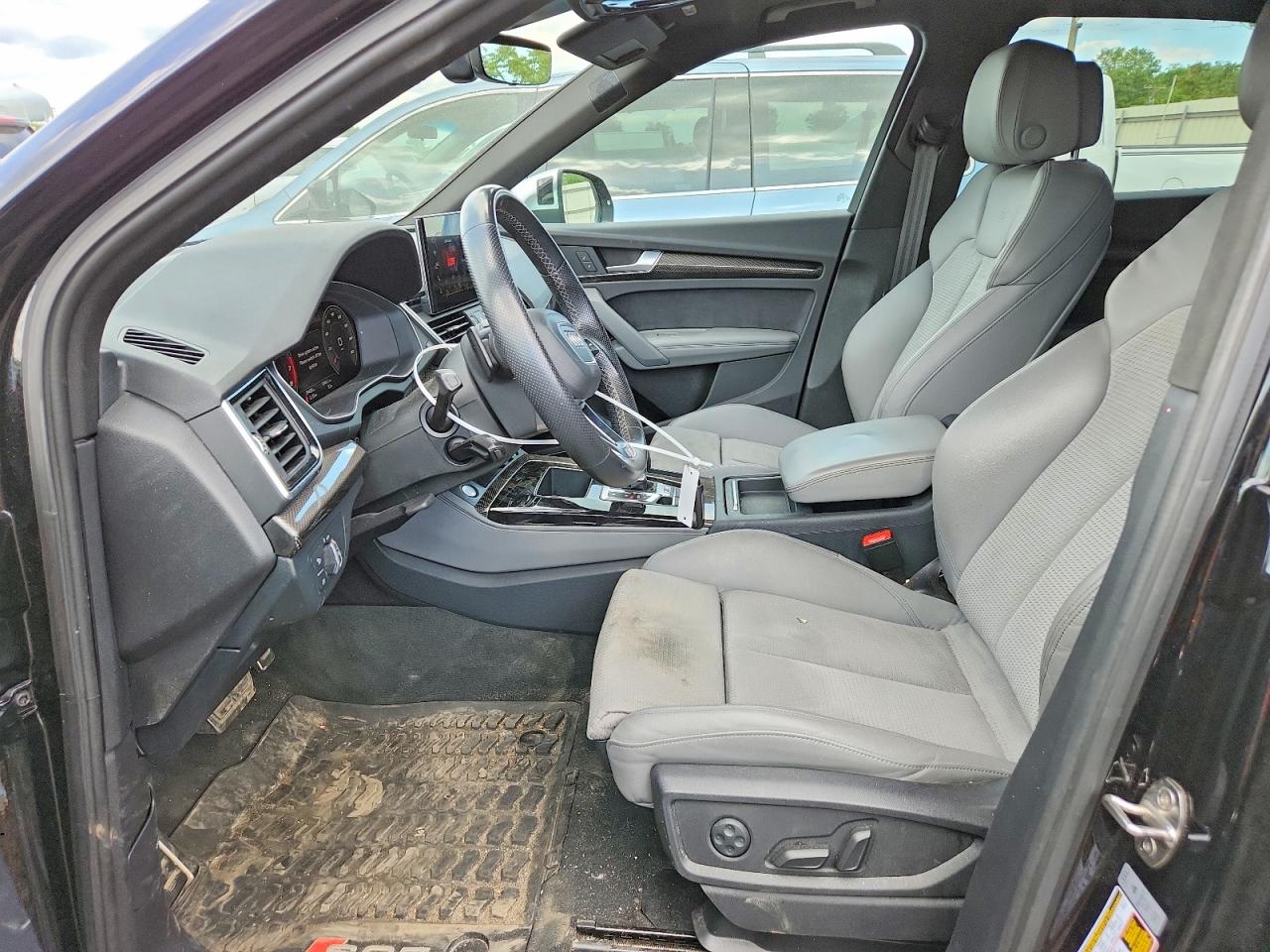 2022 Audi Sq5 Premium Plus Black vin: WA1B4AFY4N2135679