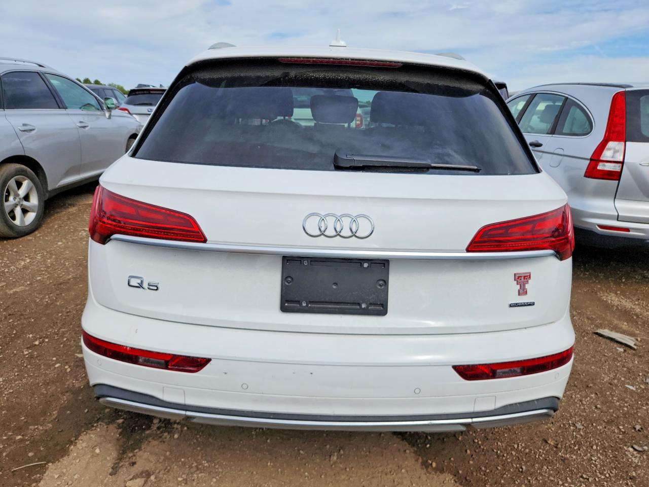 2021 Audi Q5 Premium Plus White vin: WA1BAAFY0M2019421