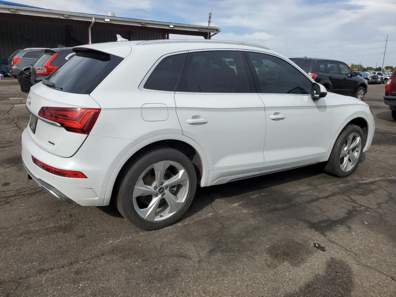 2021 Audi Q5 Premium Plus White vin: WA1BAAFY1M2055120