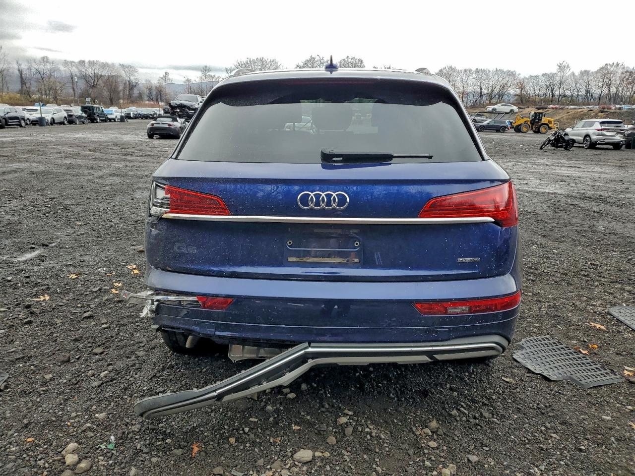 2021 Audi Q5 Premium Plus Blue vin: WA1BAAFY6M2059048