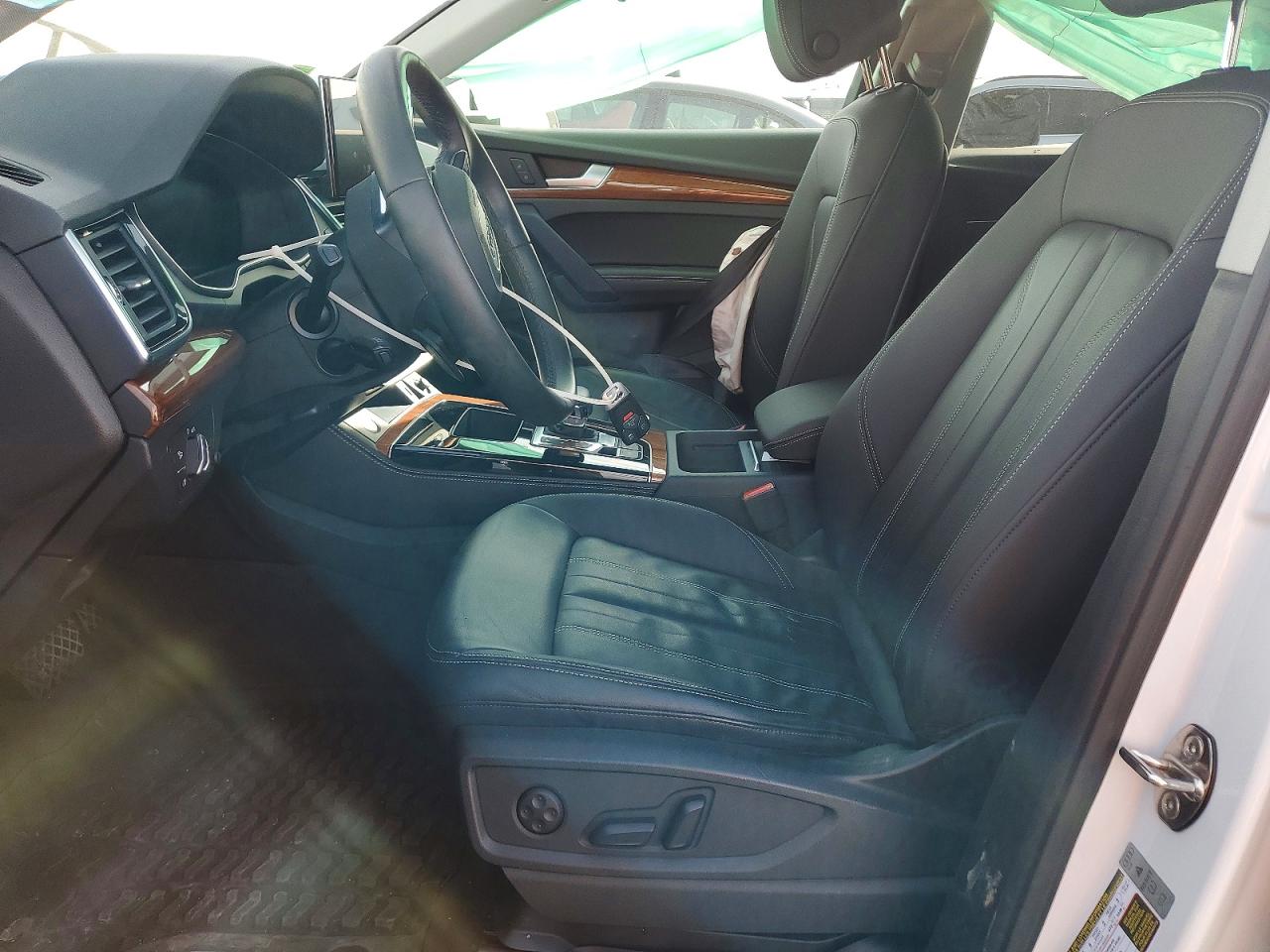 2021 Audi Q5 Premium Plus Белый vin: WA1BAAFY6M2060491