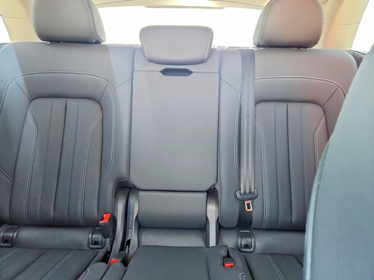 2021 Audi Q5 Premium Plus Серебряный vin: WA1BAAFY8M2010028