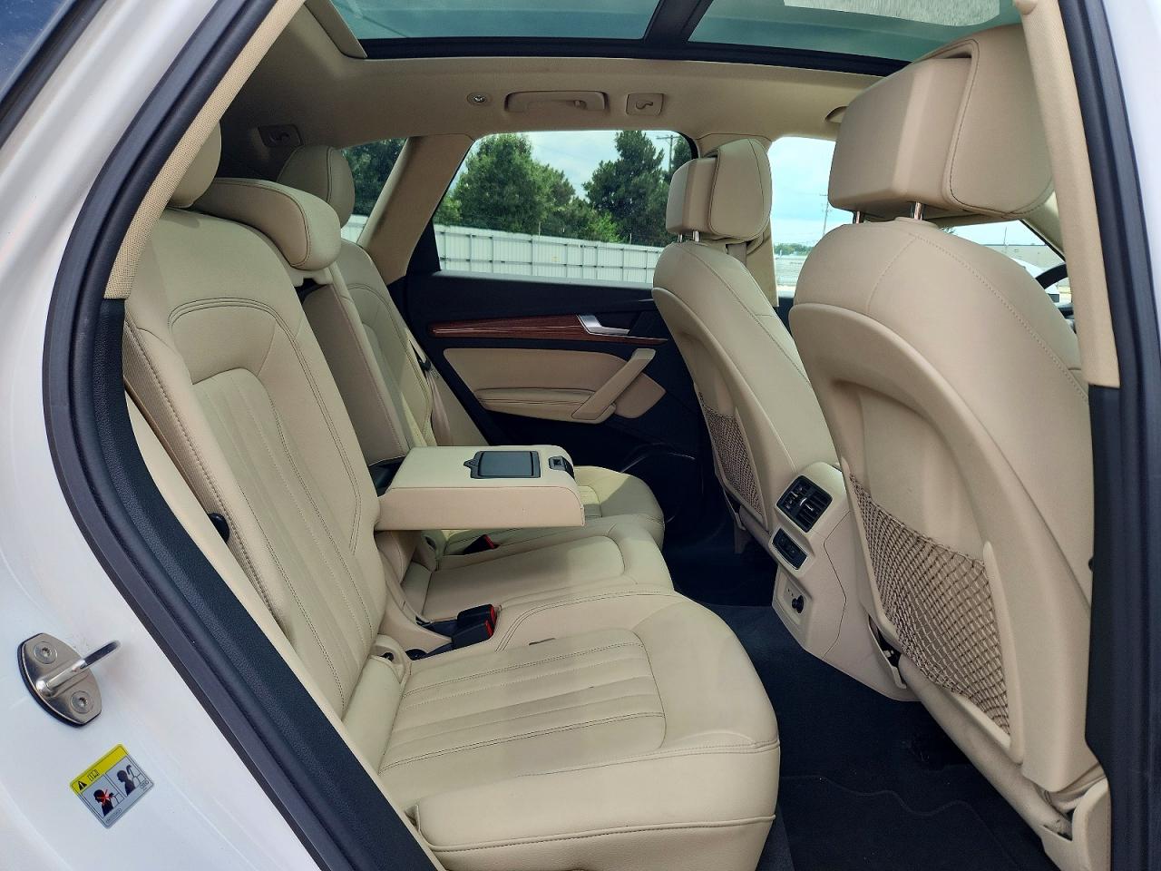 2021 Audi Q5 Premium Plus Белый vin: WA1BAAFY8M2104765