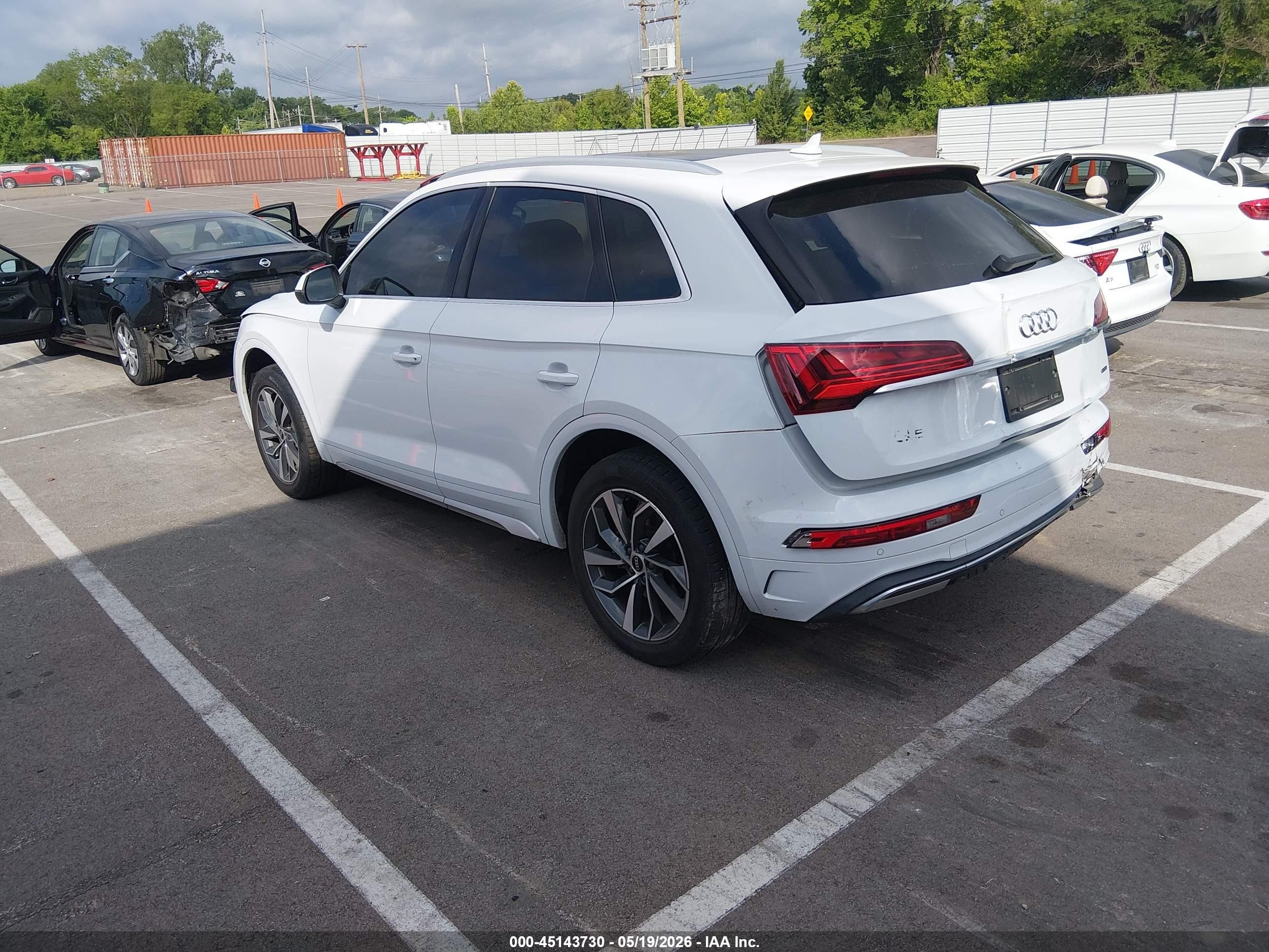 2021 Audi Q5 Premium Plus 45 Tfsi Quattro S Tronic White vin: WA1BAAFY8M2131903