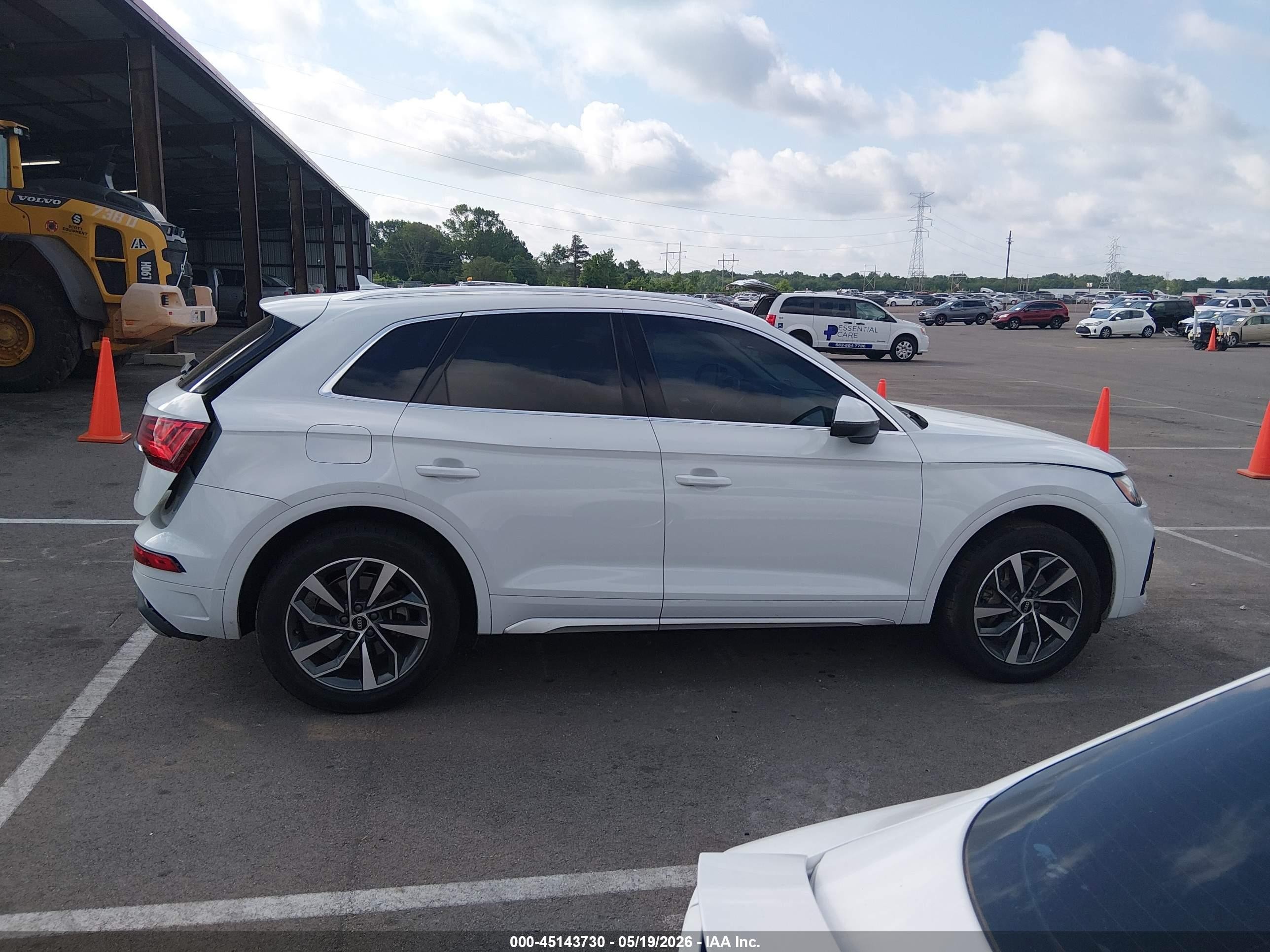 2021 Audi Q5 Premium Plus 45 Tfsi Quattro S Tronic White vin: WA1BAAFY8M2131903