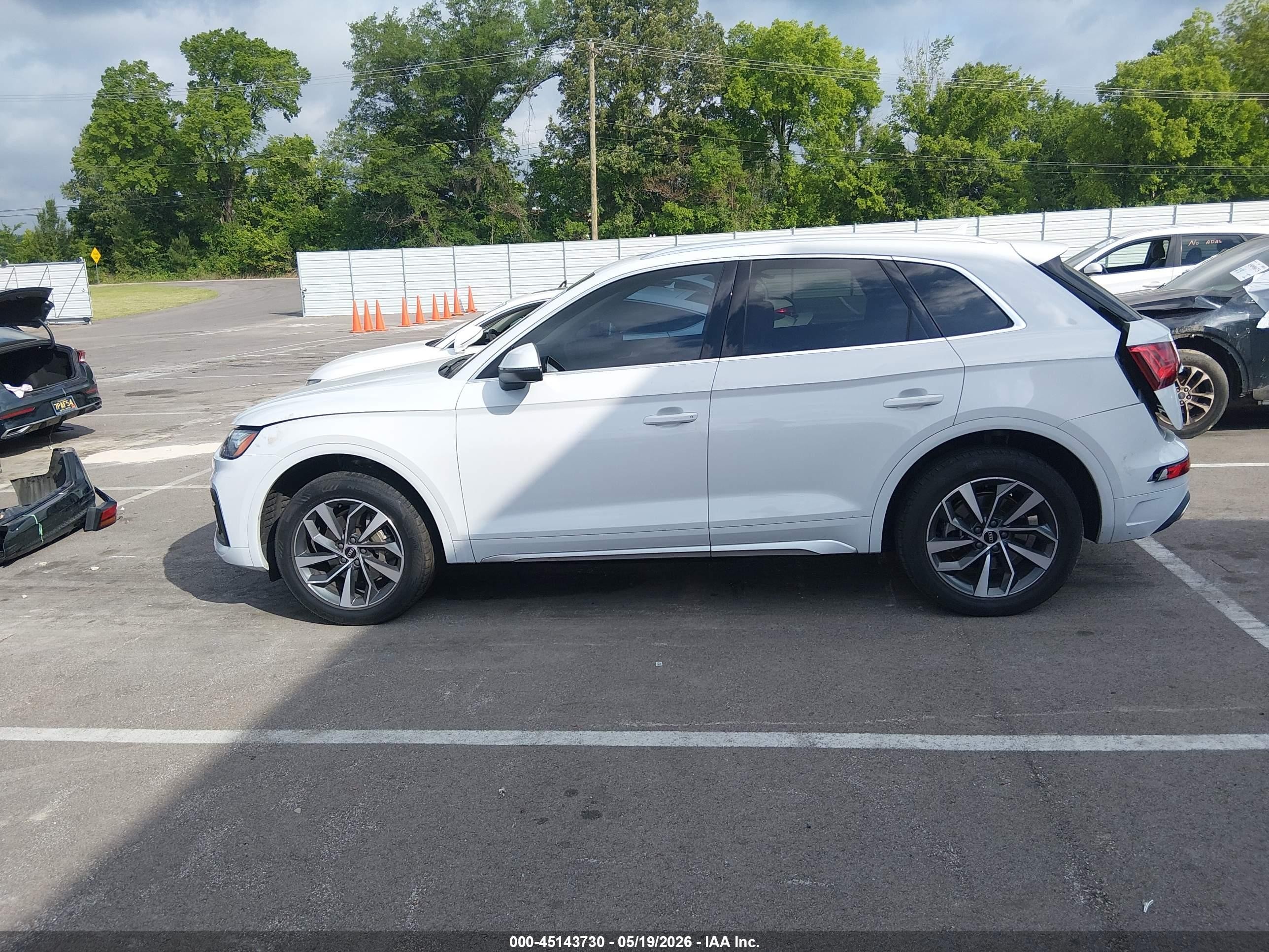 2021 Audi Q5 Premium Plus 45 Tfsi Quattro S Tronic White vin: WA1BAAFY8M2131903