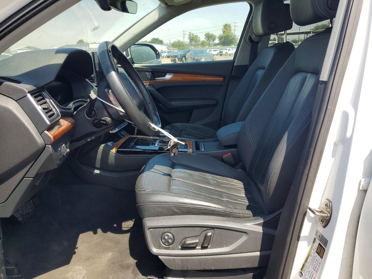 2021 Audi Q5 Premium Plus White vin: WA1BAAFY9M2019448
