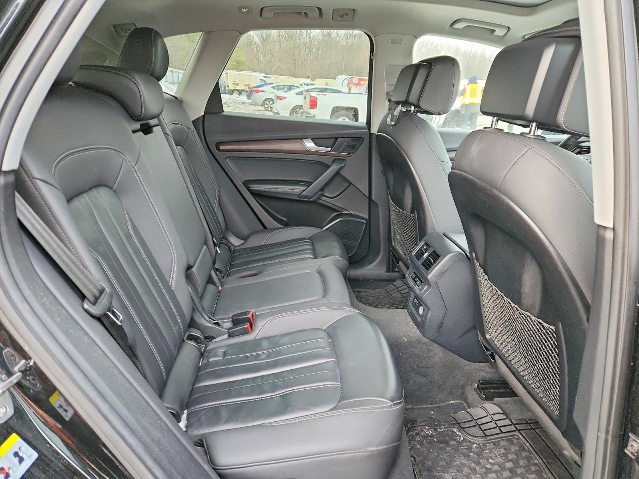 2022 Audi Q5 Premium Plus 40 Black vin: WA1BBAFY7N2120521