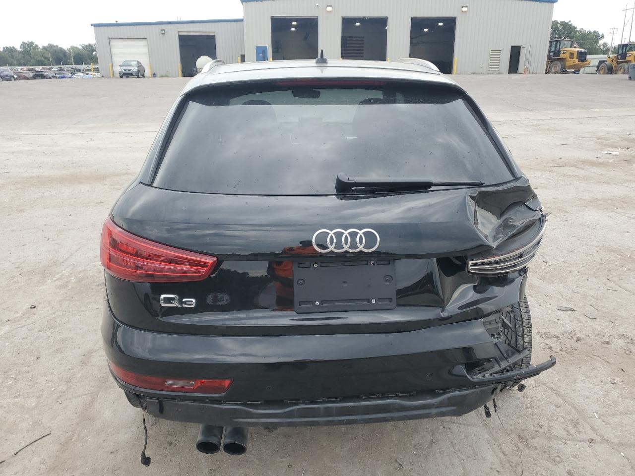 2018 Audi Q3 Premium Black vin: WA1BCCFS2JR015133