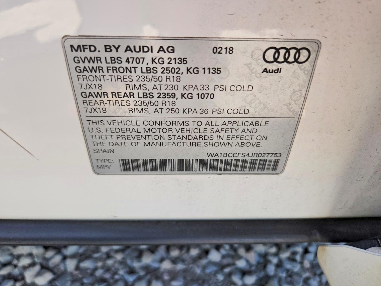 2018 Audi Q3 Premium Белый vin: WA1BCCFS4JR027753