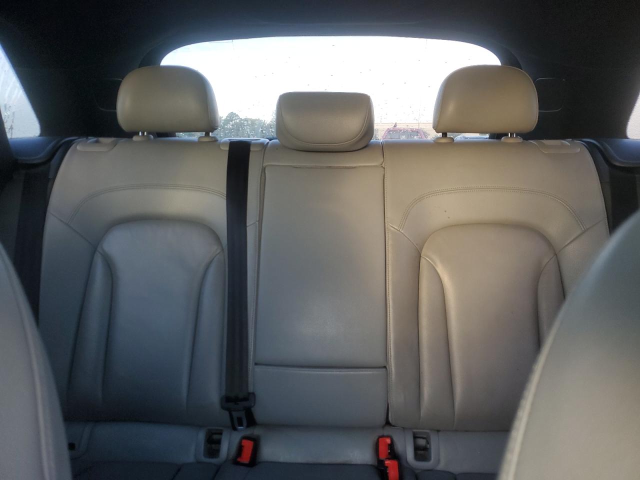 2018 Audi Q3 Premium Black vin: WA1BCCFS7JR016150