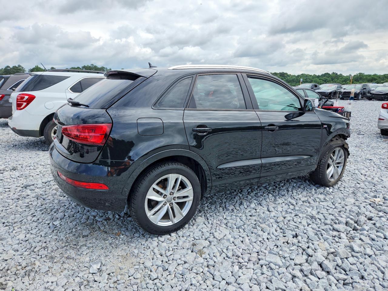 2018 Audi Q3 Premium Black vin: WA1BCCFS9JR020278