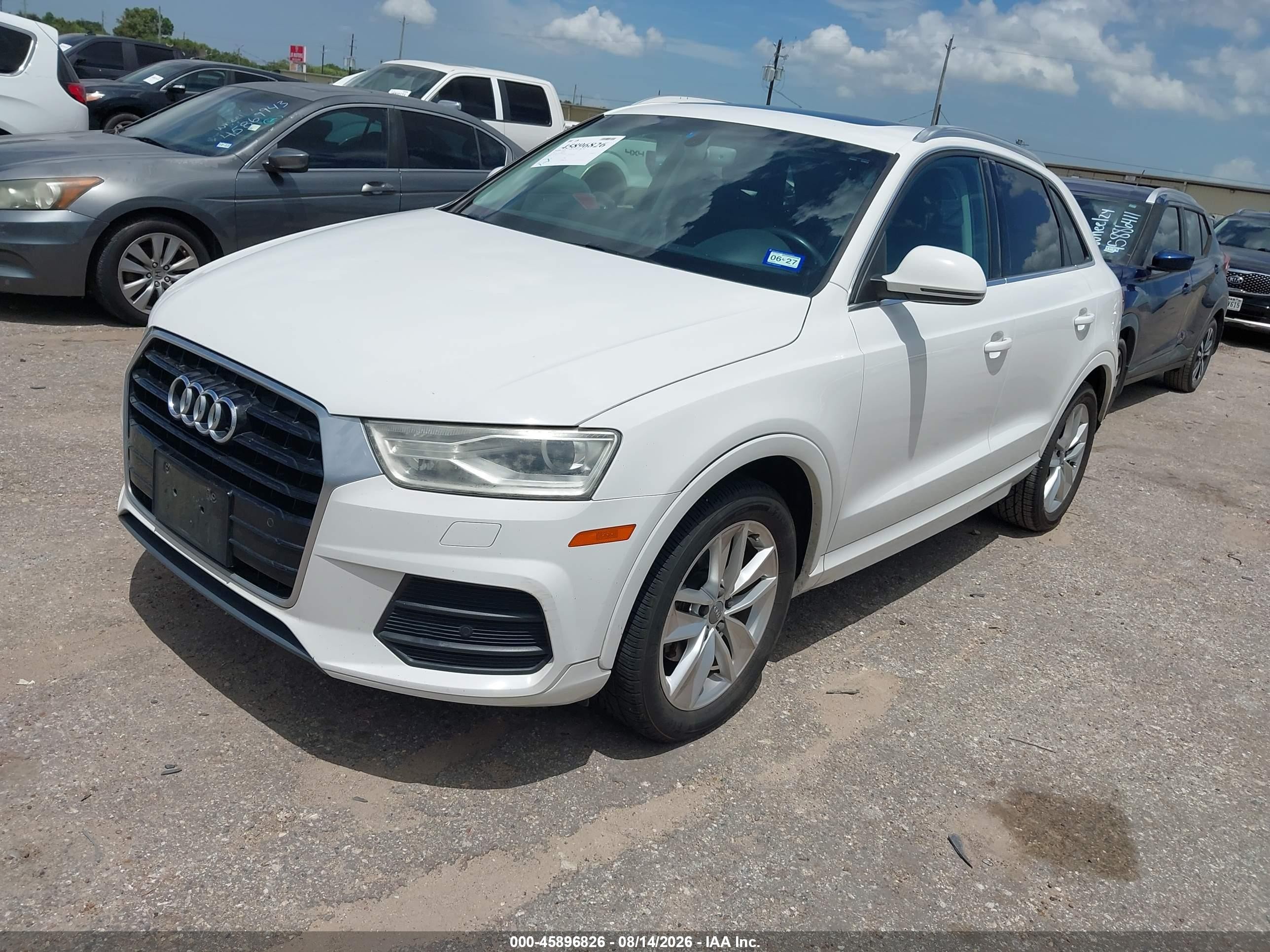 2016 Audi Q3 2.0t Premium Plus White vin: WA1BFCFS1GR004771