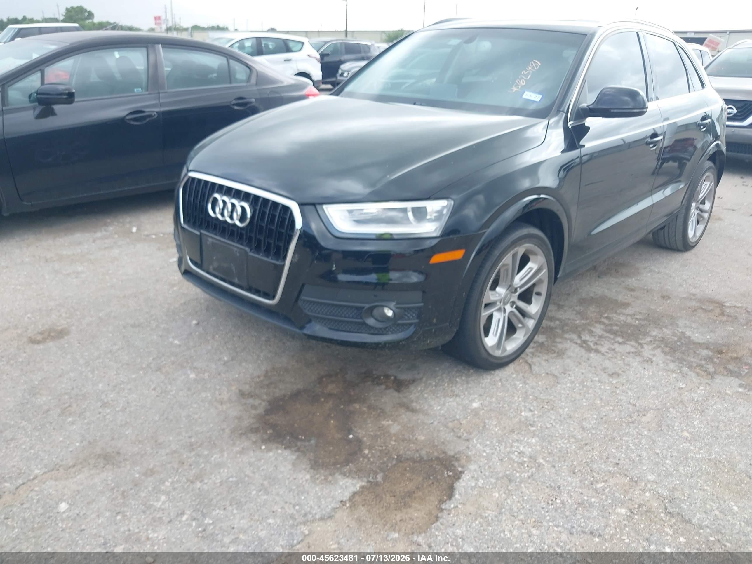 2015 Audi Q3 2.0t Premium Plus Black vin: WA1BFCFS3FR002549
